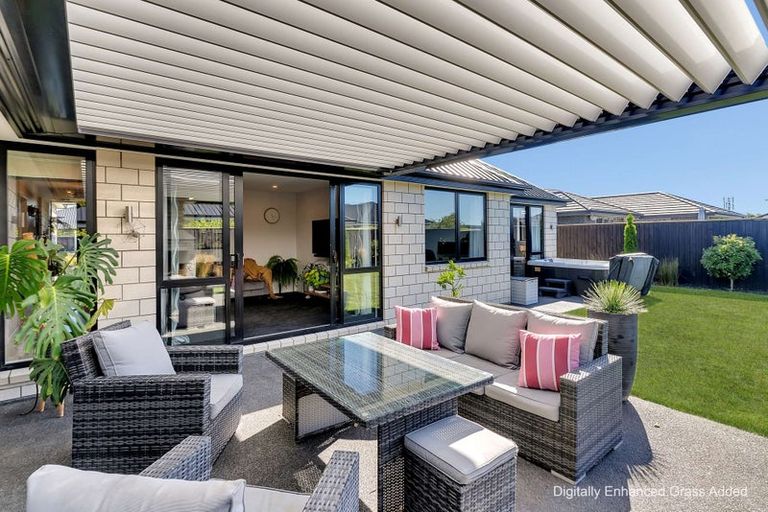 Photo of property in 4 Crest Place, Rolleston, 7615