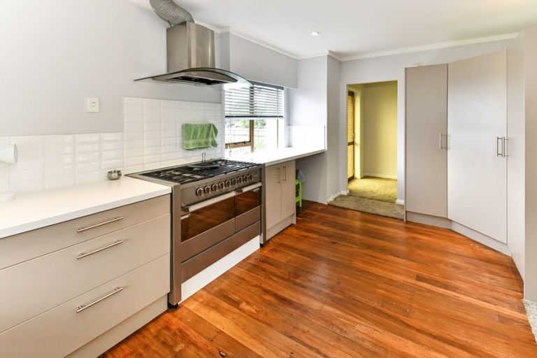 Photo of property in 187a Gray Avenue, Papatoetoe, Auckland, 2024