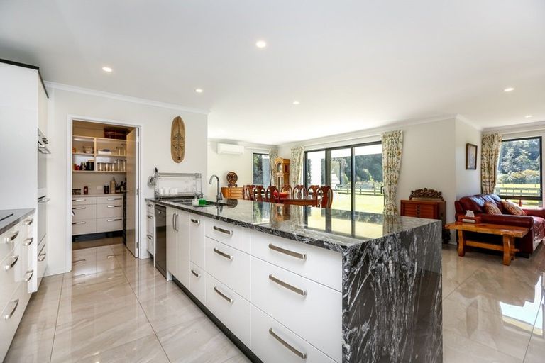 Photo of property in 147 Mimi Road, Mimi, Urenui, 4377