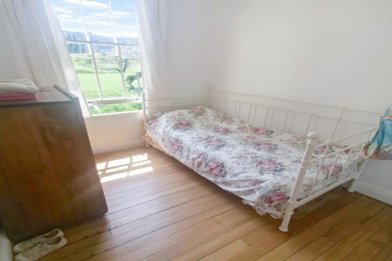 Photo of property in 10 Marsack Road, Taumarunui, 3992