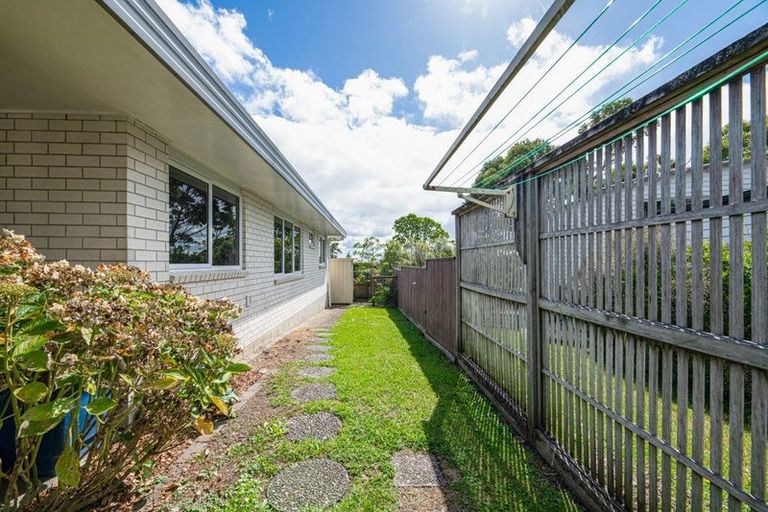 Photo of property in 42 Sunhill Road, Sunnyvale, Auckland, 0612