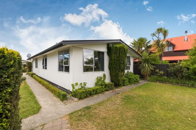 Photo of property in 6 Clare Place, Cromwell, 9310