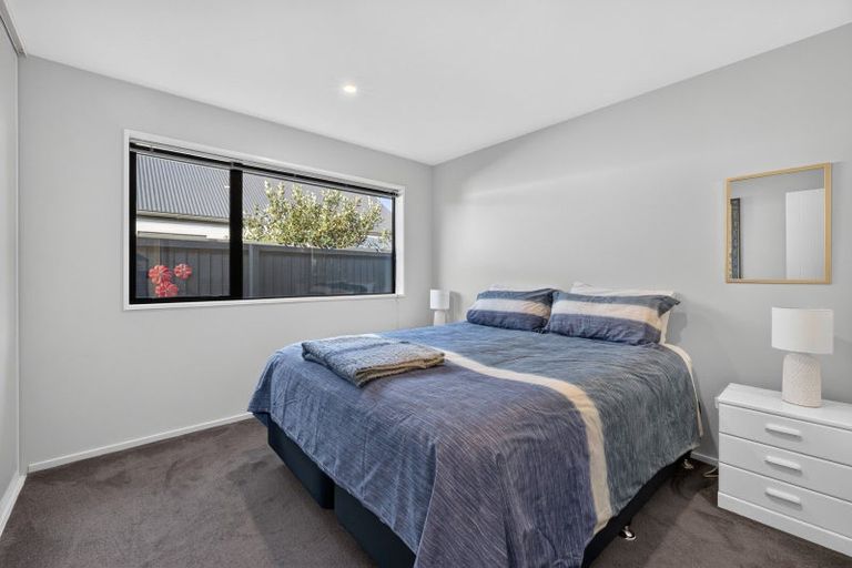 Photo of property in 16 Chatsworth Avenue, Rangiora, 7400