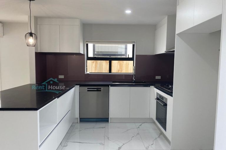 Photo of property in 9c Garth Place, Manurewa, Auckland, 2102