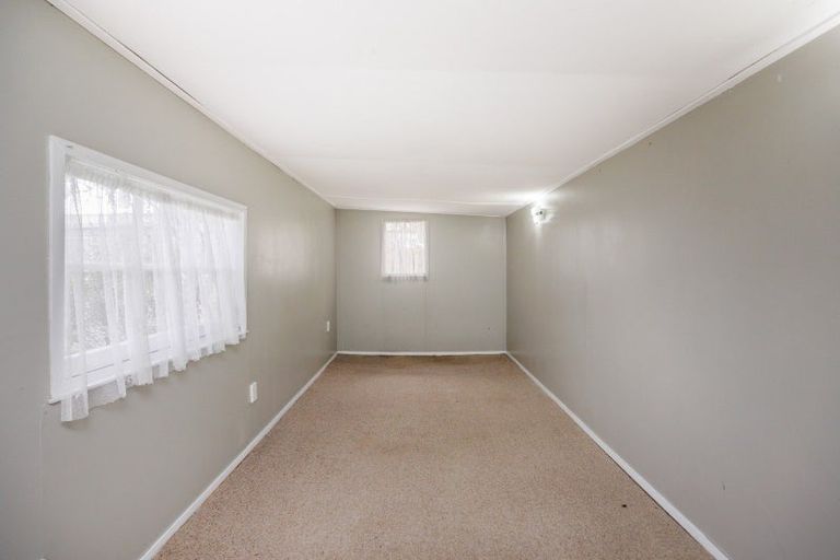 Photo of property in 63 Anakiwa Street, Kelvin Grove, Palmerston North, 4414