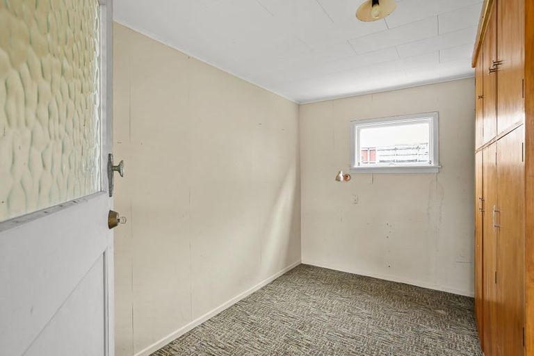 Photo of property in 14 Mclean Street, Strandon, New Plymouth, 4312