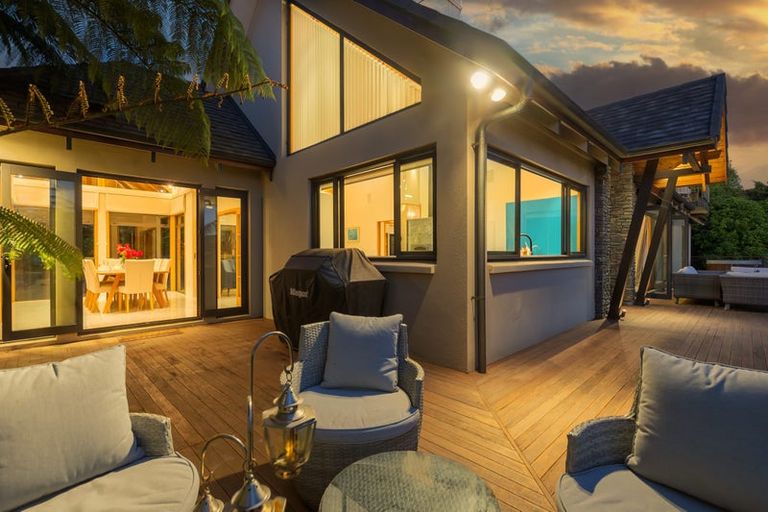 Photo of property in 3 Whakamoenga Point, Acacia Bay, Taupo, 3385