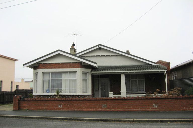 Photo of property in 132 Victoria Road, Saint Kilda, Dunedin, 9012