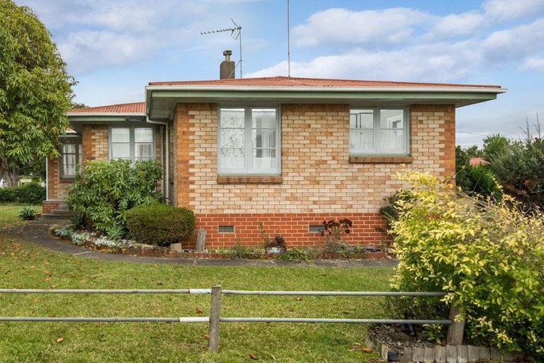 Photo of property in 1 Lee Avenue, Paeroa, 3600