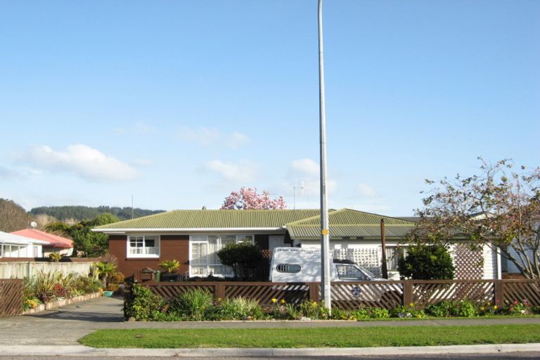 Photo of property in 21 Pohutu Street, Whakatane, 3120