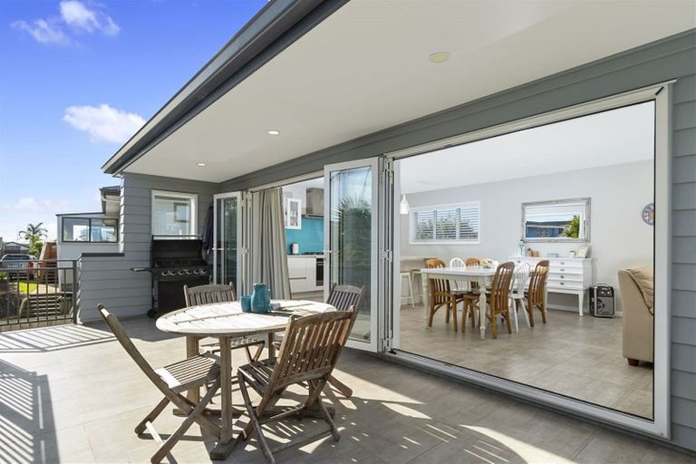 Photo of property in 28a Dickson Road, Papamoa Beach, Papamoa, 3118