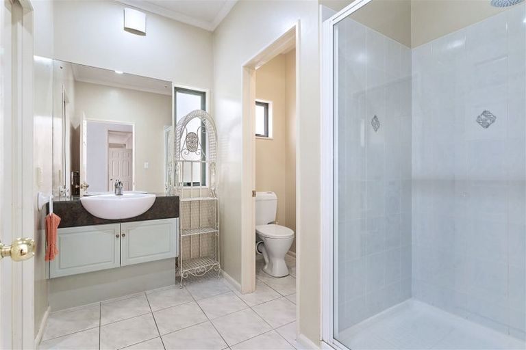 Photo of property in 36a Jane Eyre Drive, Somerville, Auckland, 2014