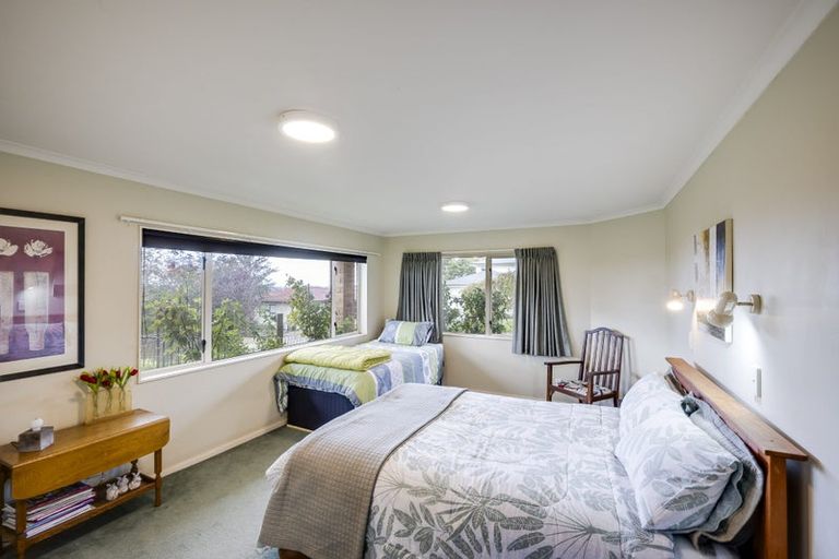 Photo of property in 76a Churchill Drive, Taradale, Napier, 4112