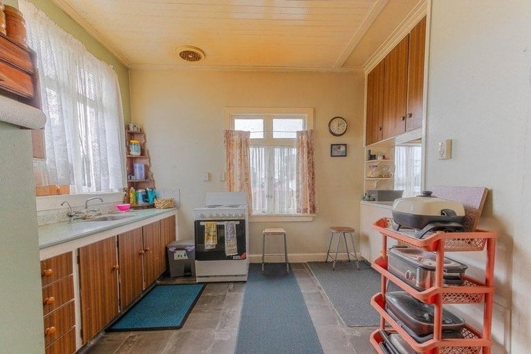 Photo of property in 30 Konini Street, Tawhero, Whanganui, 4501