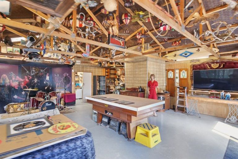 Photo of property in 154 Ohinepanea Road, Pukehina, Te Puke, 3186