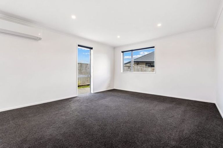 Photo of property in 12 Saint Michaels Crescent, Kelburn, Wellington, 6012