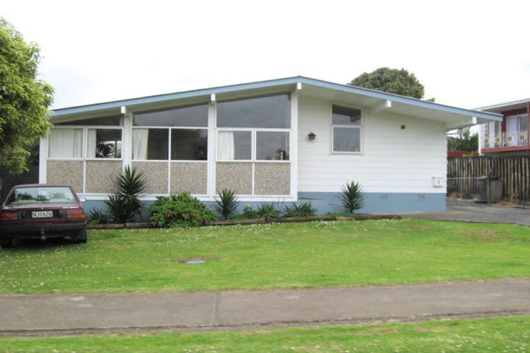 Photo of property in 30 Ambury Road, Mangere Bridge, Auckland, 2022