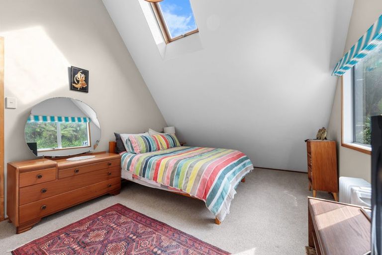 Photo of property in 299 Titirangi Road, Titirangi, Auckland, 0604