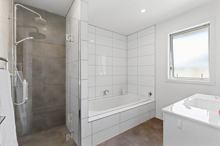 Photo of property in 10 Park Lane, Rolleston, 7614