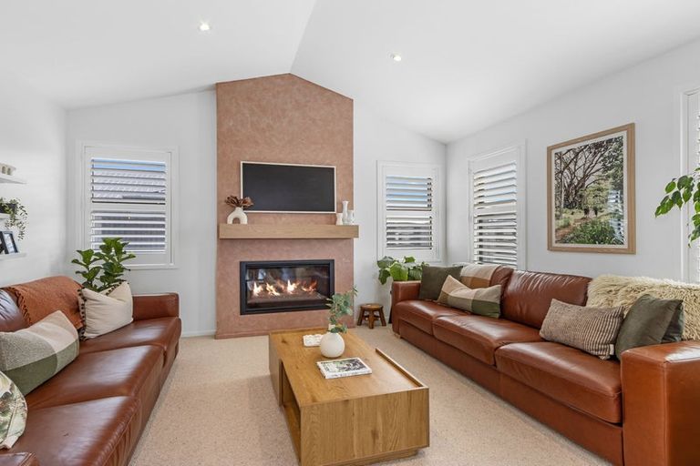 Photo of property in 40 Selfe Crescent, Burwood, Christchurch, 8083