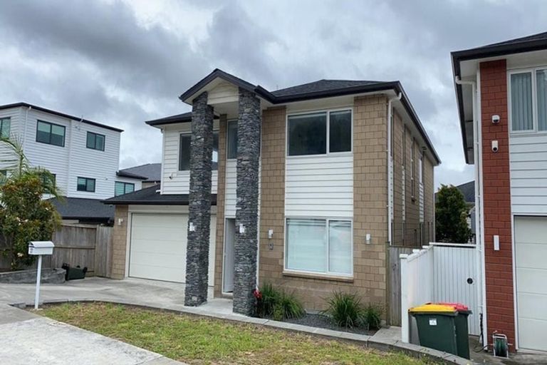 Photo of property in 37 Drumbuoy Drive, Flat Bush, Auckland, 2019