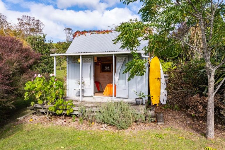 Photo of property in 15 Sandhill Heights, Mangawhai, 0975