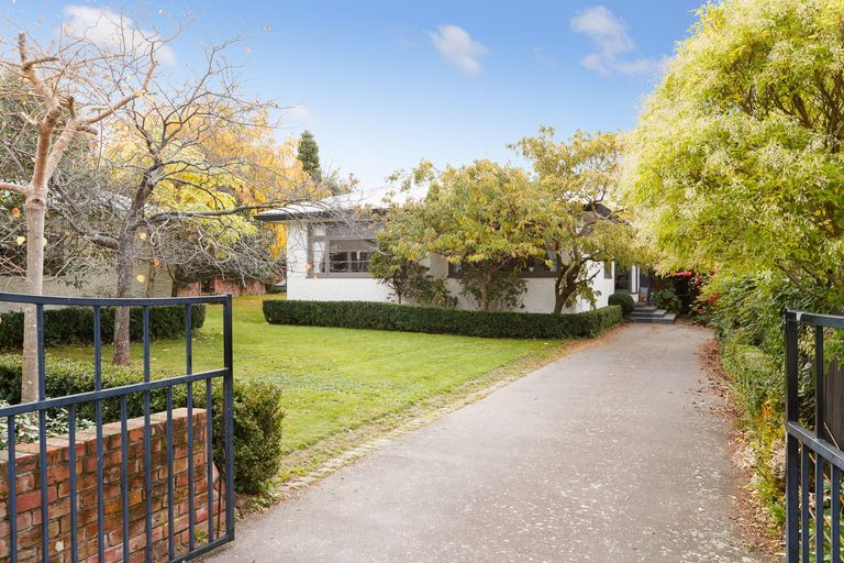 Photo of property in 38 Franklin Avenue, Hokowhitu, Palmerston North, 4410