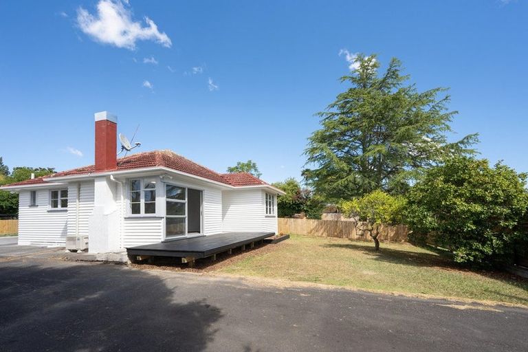 Photo of property in 1/494 Swanson Road, Ranui, Auckland, 0612