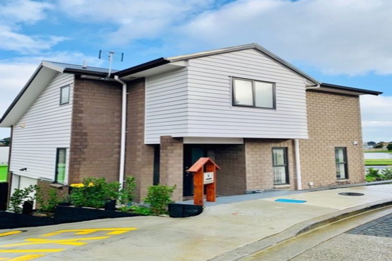 Photo of property in 16 Wallson Crescent, Wiri, Auckland, 2104