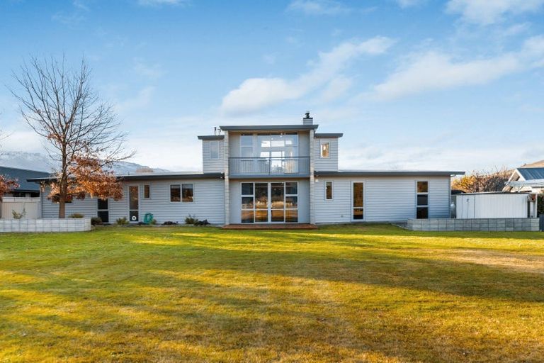 Photo of property in 9 Sunhaven Cove, Cromwell, 9310