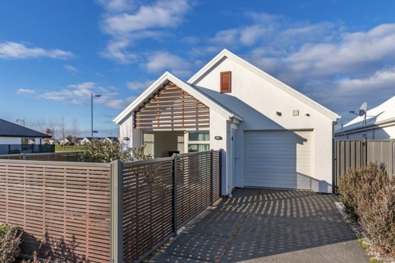 Photo of property in 83 Caulfield Avenue, Halswell, Christchurch, 8025