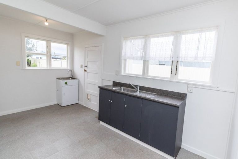 Photo of property in 3 Cook Street, Levin, 5510