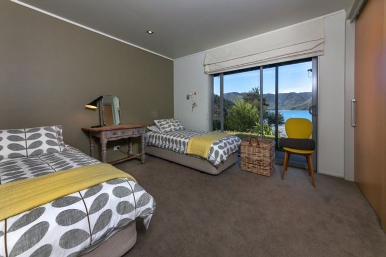 Photo of property in 30 Soucis Lane, Okiwi Bay, French Pass, 7193