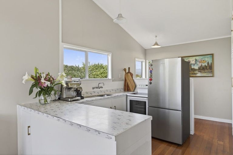 Photo of property in 56 Crownhill Street, Spotswood, New Plymouth, 4310