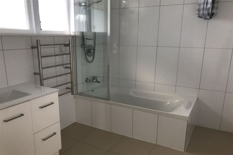 Photo of property in 118 Brookside Terrace, Bryndwr, Christchurch, 8053