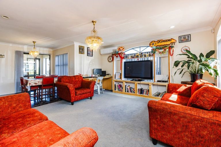 Photo of property in 5a Robertson Road, Favona, Auckland, 2024