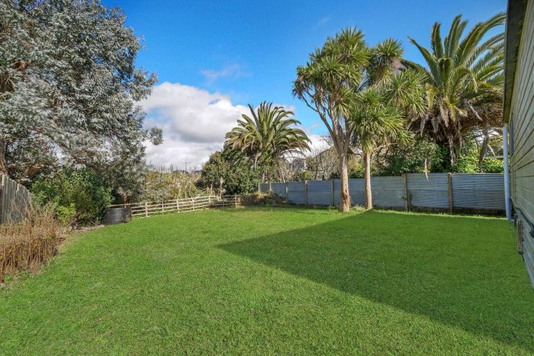 Photo of property in 345 Main Road, Huapai, Kumeu, 0810