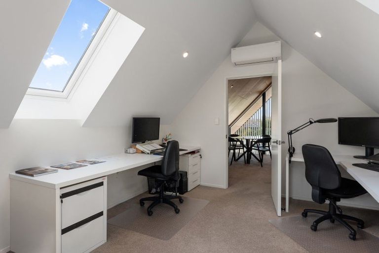 Photo of property in 21a Hamilton Avenue, Ilam, Christchurch, 8041