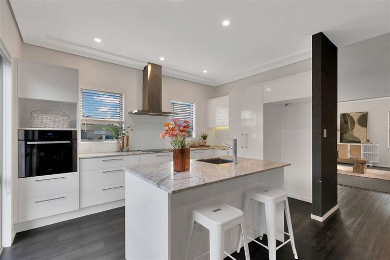 Photo of property in 10 Aroha Street, Pegasus, 7612