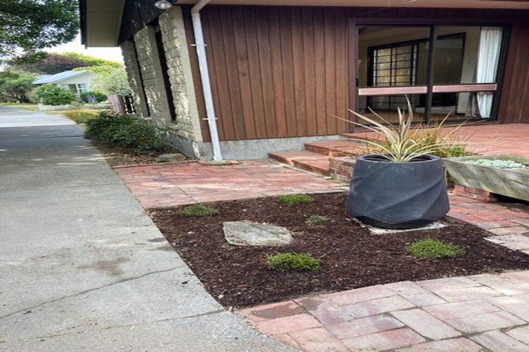 Photo of property in 19 Carruthers Street, Ilam, Christchurch, 8041