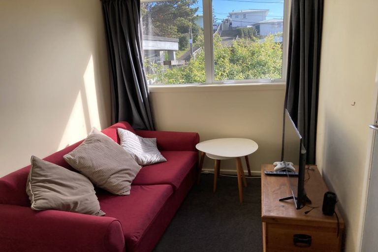 Photo of property in 18a Titoki Road, Waikanae Beach, Waikanae, 5036