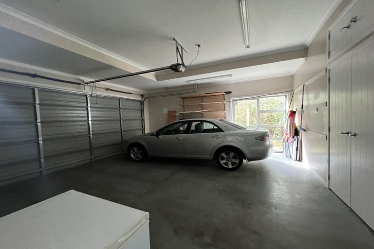 Photo of property in 2c Mckeefry Grove, Tawa, Wellington, 5028