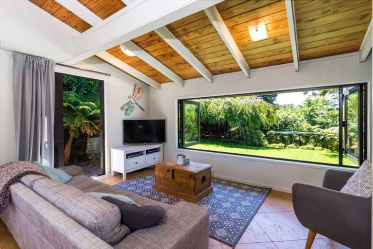 Photo of property in 11 Armstrong Grove, Hilltop, Taupo, 3330