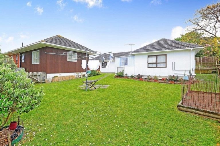 Photo of property in 69a Redoubt Road, Goodwood Heights, Auckland, 2105