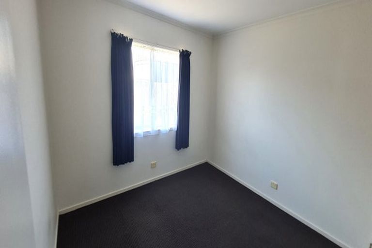 Photo of property in 7 Station Road, Takanini, 2112
