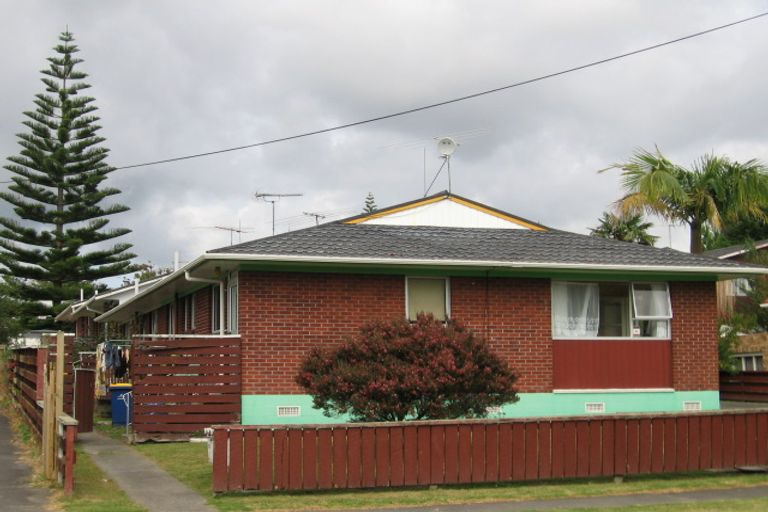Photo of property in 7/40 Miro Street, New Lynn, Auckland, 0600