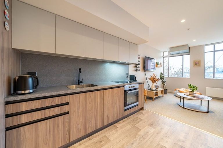 Photo of property in Unit 107,l1, 107/14 Laings Road, Hutt Central, Lower Hutt, 5010