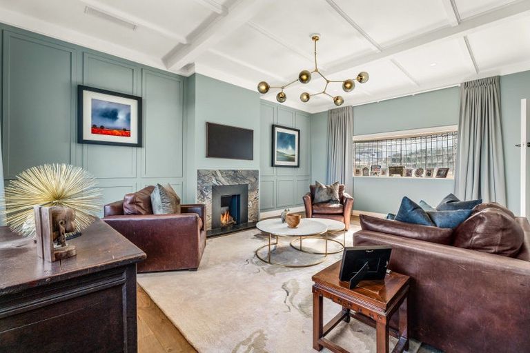 Photo of property in 19 Kerr Street, Devonport, Auckland, 0624