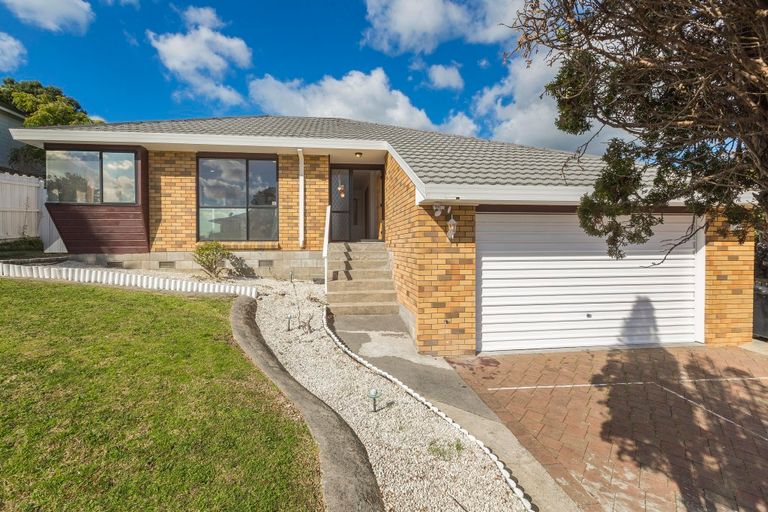 Photo of property in 40 Pigeon Mountain Road, Half Moon Bay, Auckland, 2012