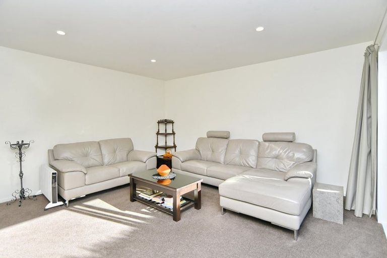 Photo of property in 26 Beech Drive, Rangiora, 7400